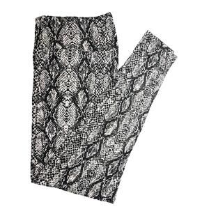 NWT LuLaRoe Black White And Gray Python Snake Print Leggings Size TC (W 12-18)